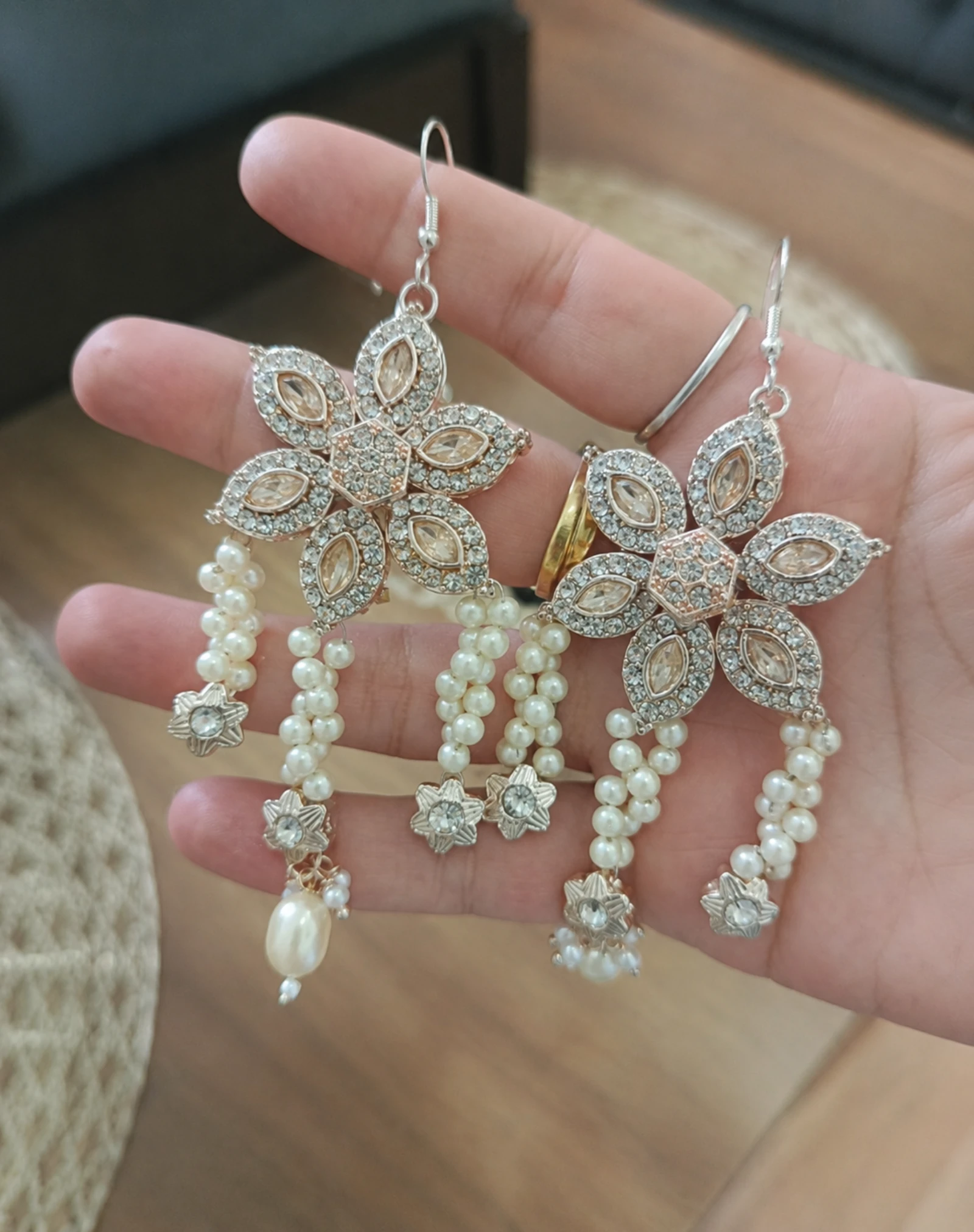 Pendientes de flor largos brillantes pedrería nuevo elegante 